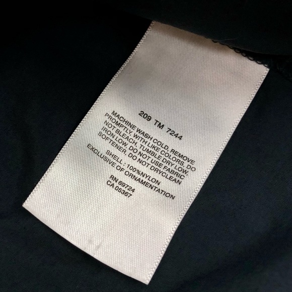 Columbia Titanium Dark Blue Long Sleeve Shirt Vented Back Nylon Button Down - Picture 8 of 13